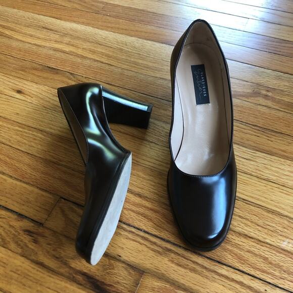 Classiques Entier Pump Candy Antique Brown 7.5 EUC - Picture 1 of 12